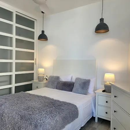 - Costa Appartement *